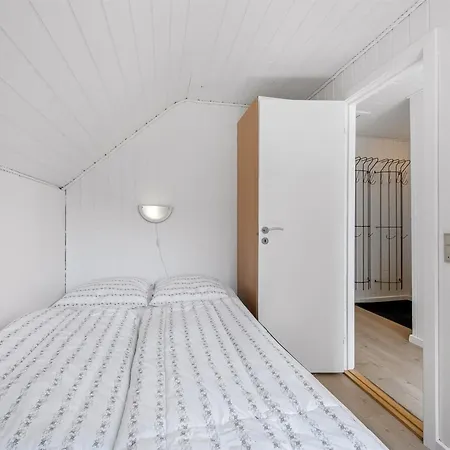Hébergement de vacances Lidija - 850m From The Sea By Interhome